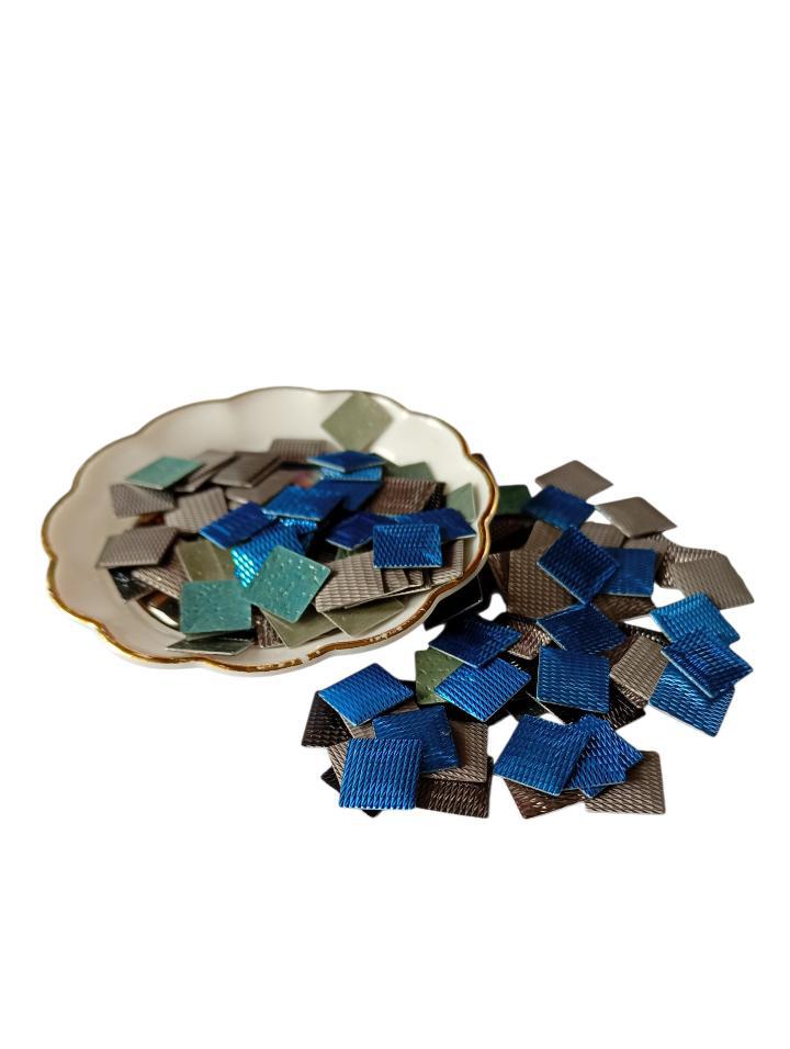 Paiete pătrate texturate - 50 gr (10 × 10 mm)